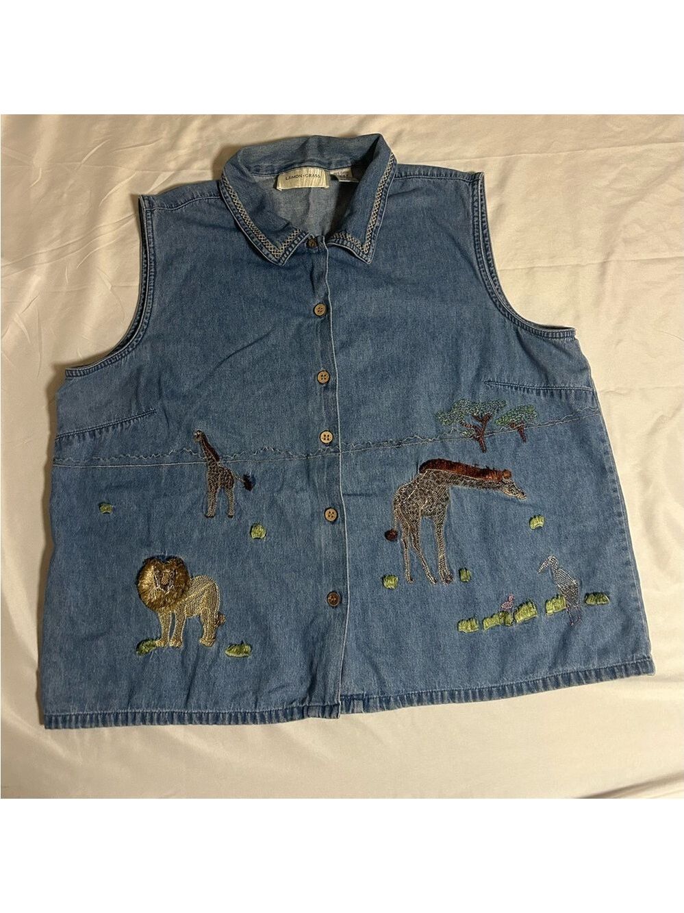 Vintage Women’s Lemon Grass Denim Vest Top Embroidered Safari Animals  Sz XL